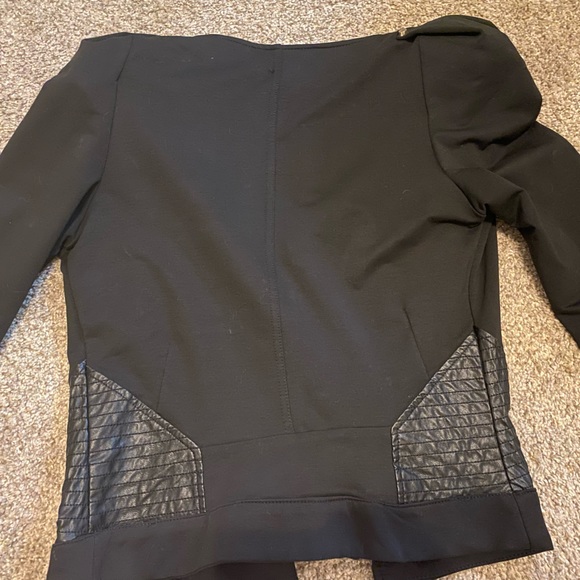 GIORGIA light black blazer with gold details, size M - Picture 5 of 5